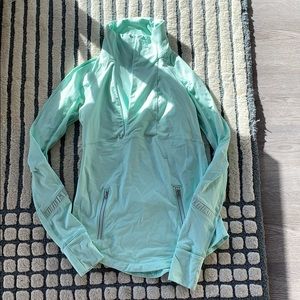 Lululemon pullover